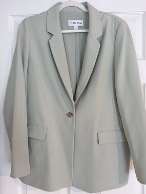 The Drop Light Sage Single-Button Blazer